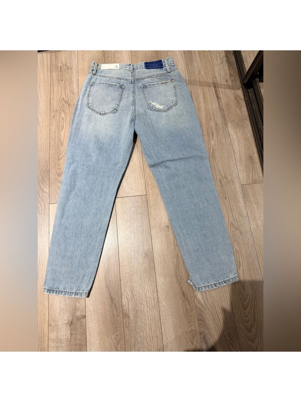 Insane Gene High Rise Tapered Jeans Light Wash NWT - Picture 5 of 9